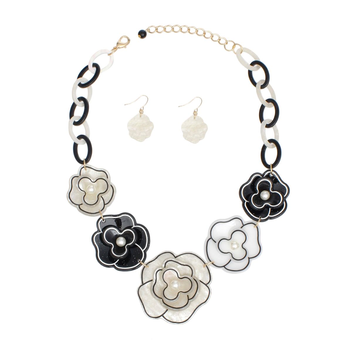 Collar 3D Black White Outlined Flower Necklace
