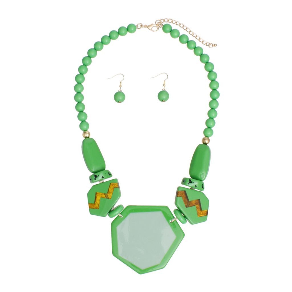 Beaded Pendant Green 70's Vibe Necklace for Women